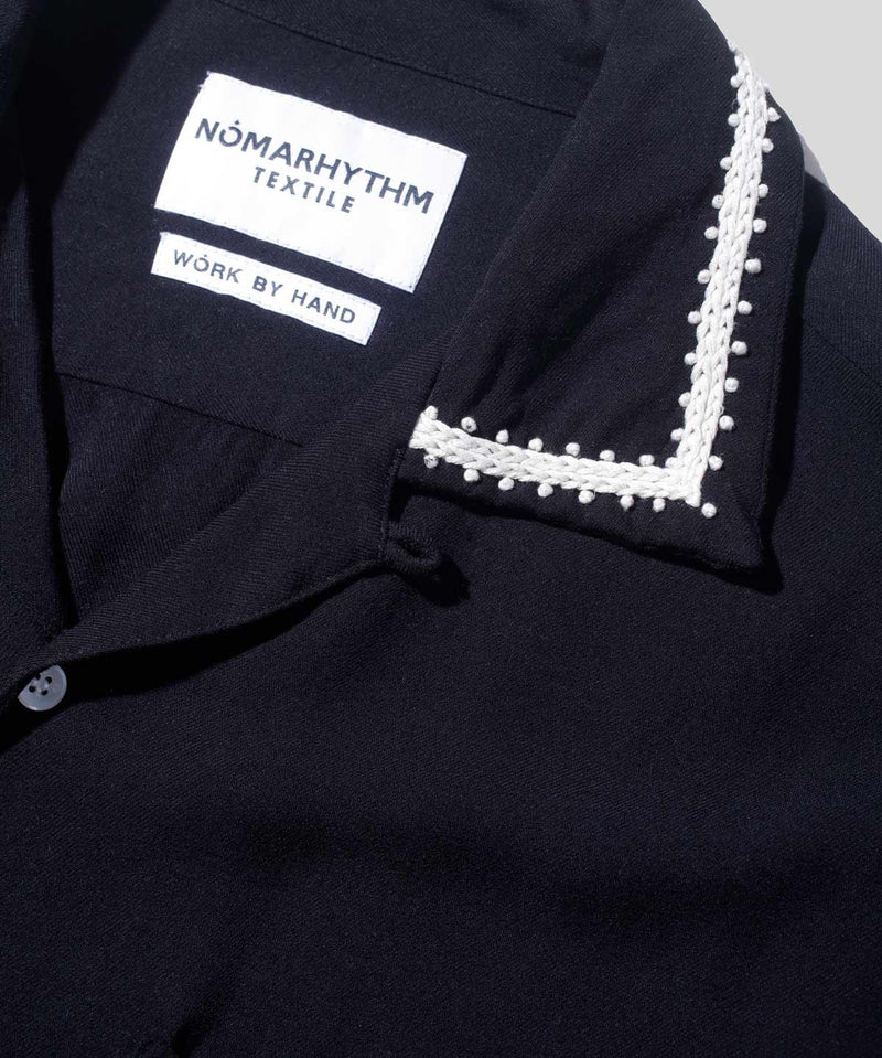 Trim Embroidery Open Collar Shirt